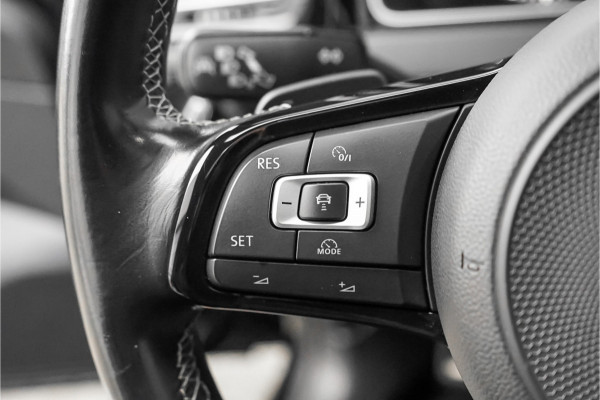 Volkswagen Golf 2.0 TSI 4Motion R Maxton Pano Dynaudio CarPlay 19"