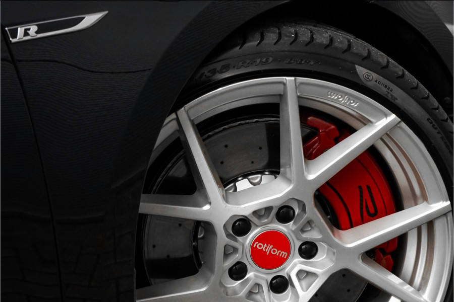 Volkswagen Golf 2.0 TSI 4Motion R Maxton Pano Dynaudio CarPlay 19"