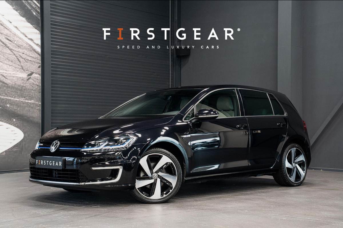 Volkswagen e-Golf *Warmtepomp / Dynaudio / Keyless / Sportstoelen / Lederen bekleding*