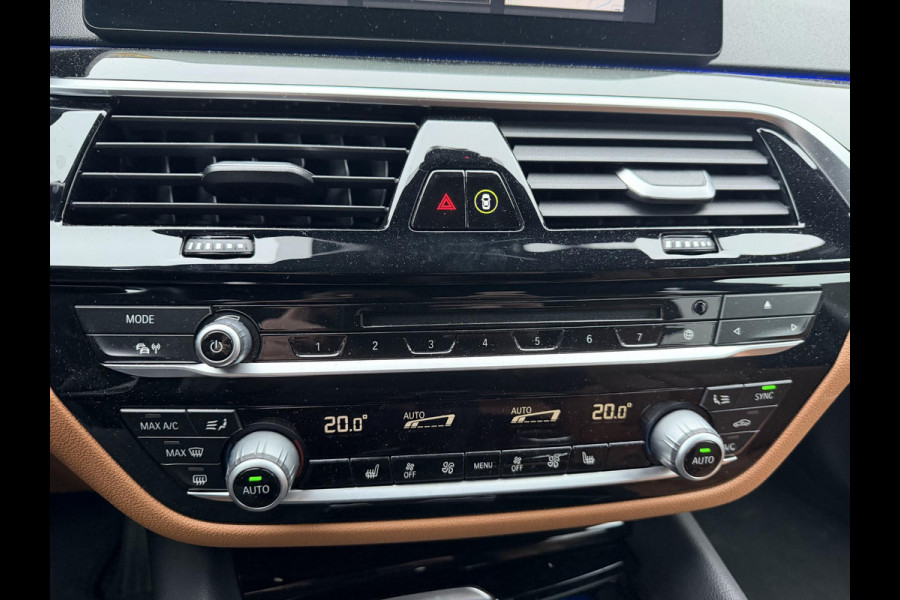 BMW 5 Serie 530e iPerformance High Executive | Head-Up Display | 360* Camera | Massage | Lederen Bekleding |