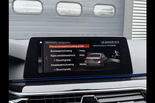 BMW 5 Serie 530e iPerformance High Executive | Head-Up Display | 360* Camera | Massage | Lederen Bekleding |