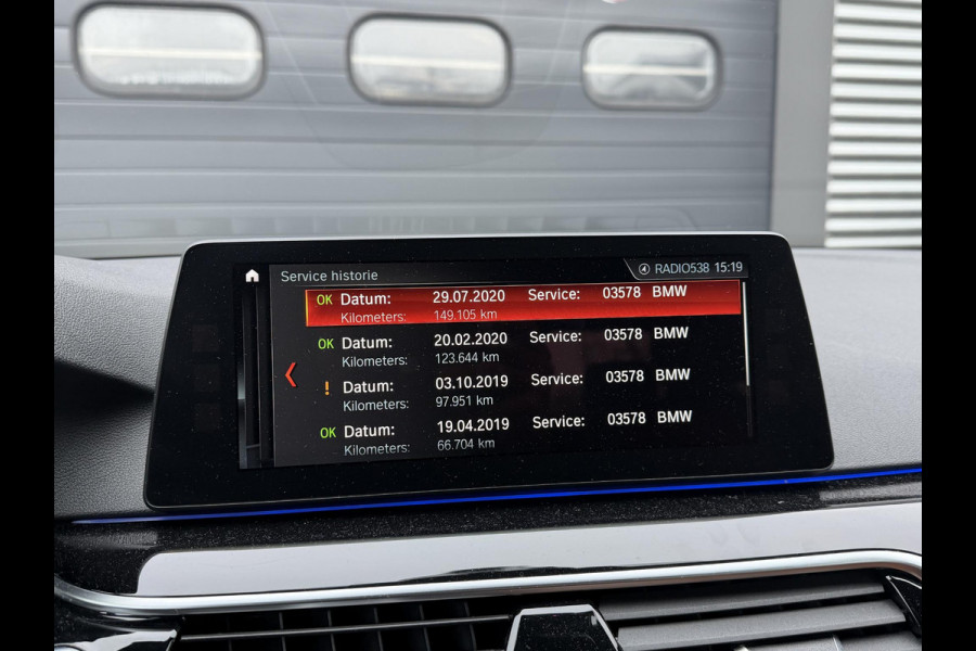 BMW 5 Serie 530e iPerformance High Executive | Head-Up Display | 360* Camera | Massage | Lederen Bekleding |