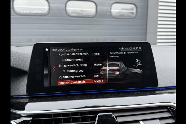BMW 5 Serie 530e iPerformance High Executive | Head-Up Display | 360* Camera | Massage | Lederen Bekleding |