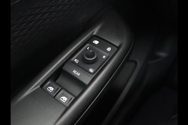 CUPRA Born Adrenaline One 62 kWh | Stoelverwarming | Adaptive cruise | Camera | Carplay | Sfeerverlichting | Navigatie | Full LED