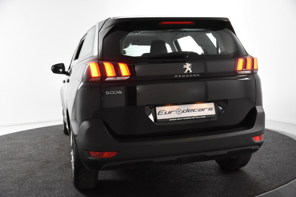 Peugeot 5008 Active 130 *Navigatie*Trekhaak*Park Assist*Carplay*