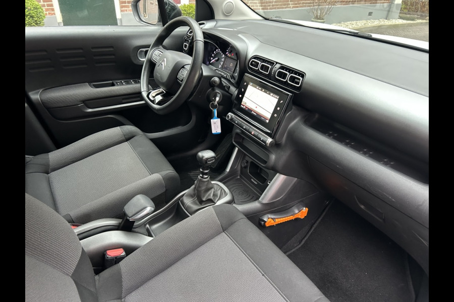 Citroën C3 Aircross 1.2 110pk Feel Navi, Carplay, PDC, Clima