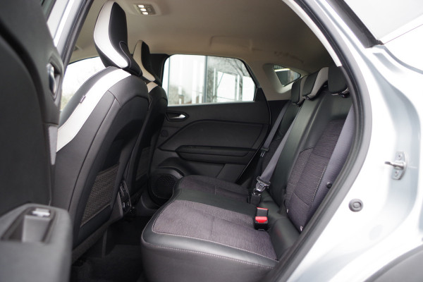 Renault Captur 1.6 E-Tech full hybrid 145 techno, Camera, Climate Control, LED