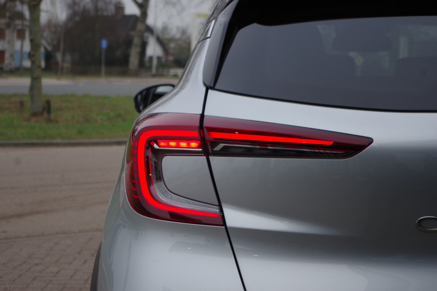 Renault Captur 1.6 E-Tech full hybrid 145 techno, Camera, Climate Control, LED