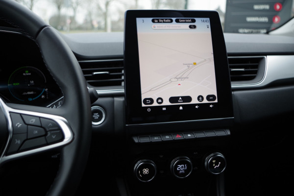 Renault Captur 1.6 E-Tech full hybrid 145 techno, Camera, Climate Control, LED