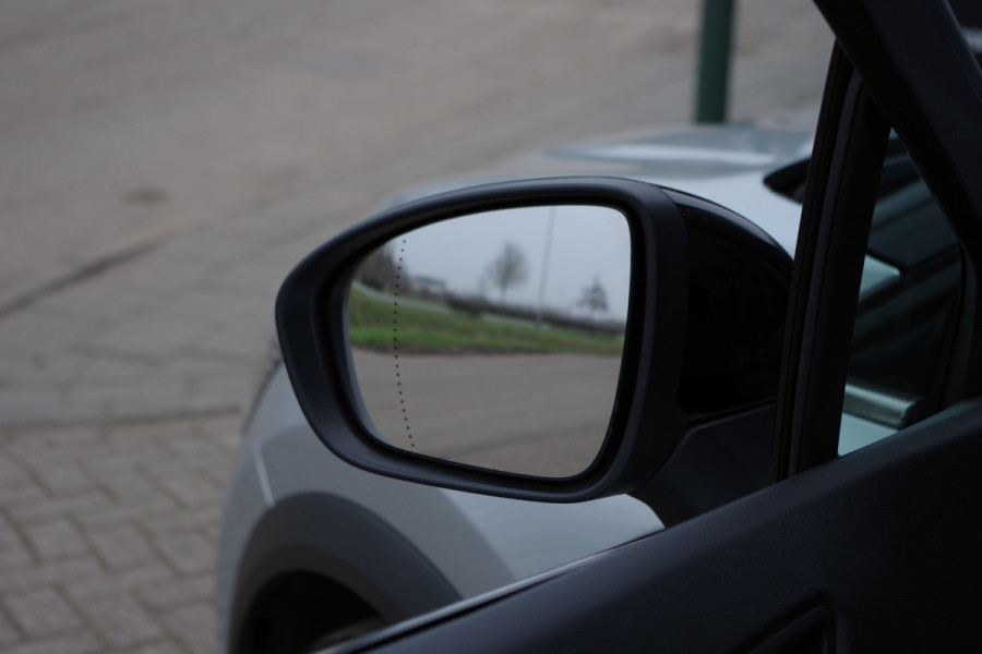 Renault Captur 1.6 E-Tech full hybrid 145 techno, Camera, Climate Control, LED