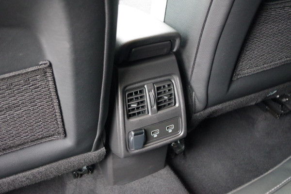 Renault Captur 1.6 E-Tech full hybrid 145 techno, Camera, Climate Control, LED