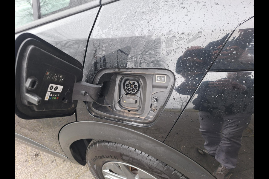 Peugeot e-2008 EV Active Pack 50 kWh | SOH: nnb | Climate | Navi | Cruise Control |
