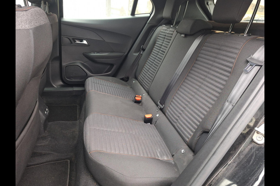 Peugeot e-2008 EV Active Pack 50 kWh | SOH: nnb | Climate | Navi | Cruise Control |