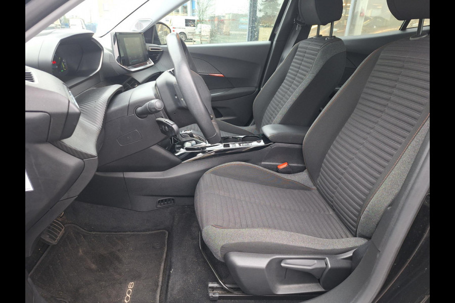 Peugeot e-2008 EV Active Pack 50 kWh | SOH: nnb | Climate | Navi | Cruise Control |