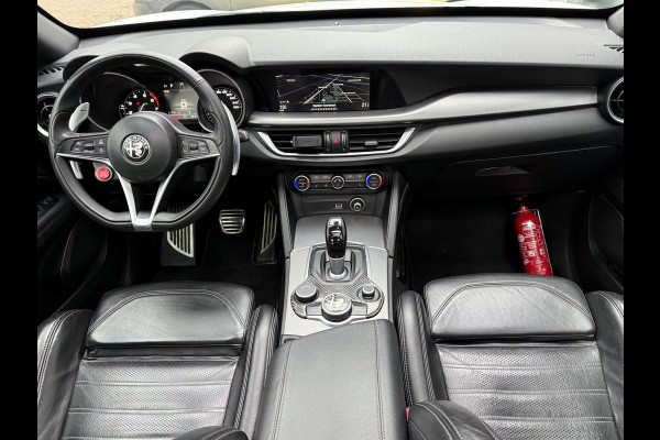 Alfa Romeo Stelvio 2.0 T AWD B-Tech l Pano l VDOH l Volleder l Camera l ACC l