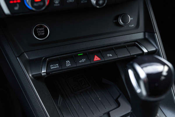 Audi Q3 Sportback 45 TFSI e S Edition 245 PK | Navarra Black Optic 3x S-Line Virtual Stoel/Stuurverw. 20''