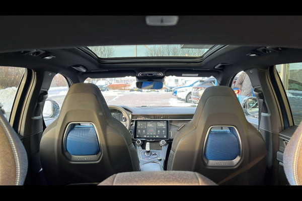 Lynk & Co 01 1.5 | 261 pk | PHEV | 360 Camera | Adaptieve Cruise | Elek. Achterklep | Panorama dak | Stoelverwarming | 1.800kg Trekgewicht