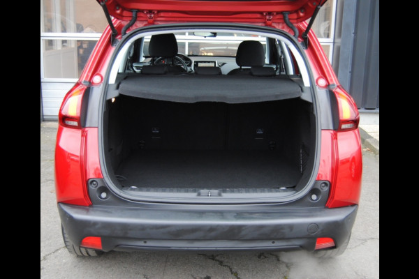 Peugeot 2008 1.2 PureT. Blue Lion | NAV | Apple Carplay | Cruise | Automaat