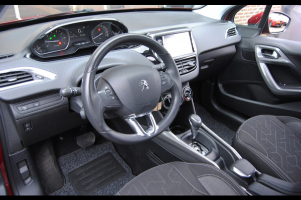 Peugeot 2008 1.2 PureT. Blue Lion | NAV | Apple Carplay | Cruise | Automaat