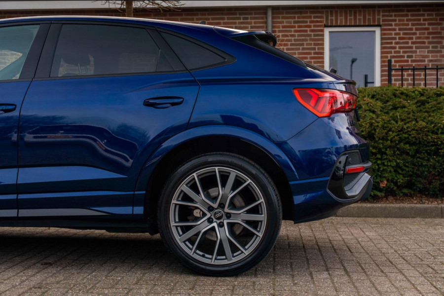 Audi Q3 Sportback 45 TFSI e S Edition 245 PK | Navarra Black Optic 3x S-Line Virtual Stoel/Stuurverw. 20''
