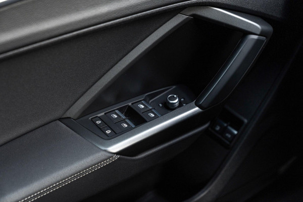 Audi Q3 Sportback 45 TFSI e S Edition 245 PK | Navarra Black Optic 3x S-Line Virtual Stoel/Stuurverw. 20''