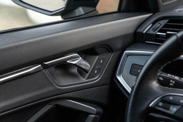 Audi Q3 Sportback 45 TFSI e S Edition 245 PK | Navarra Black Optic 3x S-Line Virtual Stoel/Stuurverw. 20''