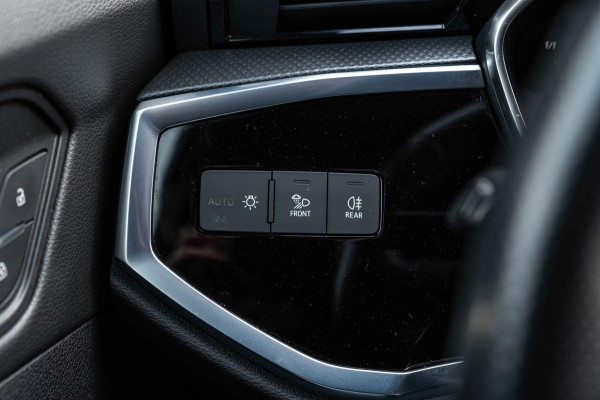 Audi Q3 Sportback 45 TFSI e S Edition 245 PK | Navarra Black Optic 3x S-Line Virtual Stoel/Stuurverw. 20''