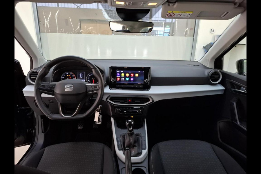 Seat Arona 1.0 TSI Style Navigatie Apple Carplay/ Android Auto Parkeersensoren achter Full LED Cruise Control Climate Control Bluetooth Lichtmetalen velgen