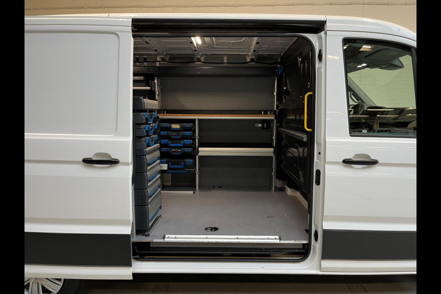 Volkswagen Crafter Automaat DSG Servicewagen 35 2.0 TDI 140pk euro6 L3H2 oude L2H1 Highline 3Persoons, Sortimo, RIJKLAARPRIJS