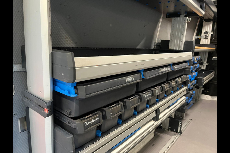 Volkswagen Crafter Automaat DSG Servicewagen 35 2.0 TDI 140pk euro6 L3H2 oude L2H1 Highline 3Persoons, Sortimo, RIJKLAARPRIJS