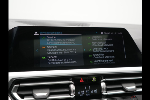 BMW 3 Serie Touring 330e M Sport Plug In Hybrid 293pk Dealer O.H PHEV | Trekhaak Af Fabriek | Panodak | 360 Camera | Alcantara Sportstoelen Memory & Verwarmd | Apple Carplay | Sfeerverlichting | Virtual | Blis | Navigatie | DAB |