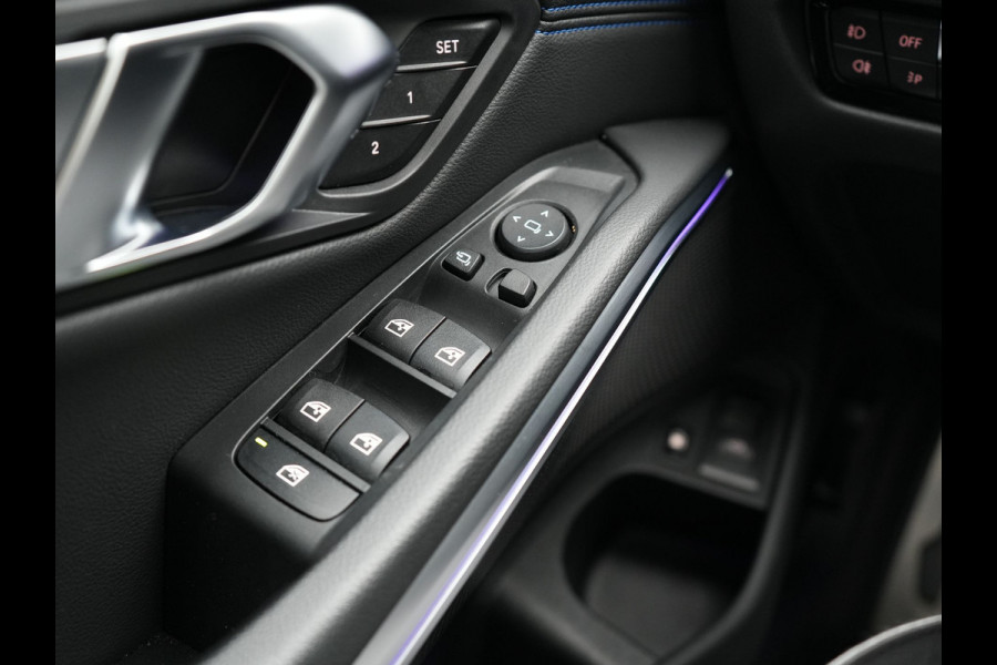 BMW 3 Serie Touring 330e M Sport Plug In Hybrid 293pk Dealer O.H PHEV | Trekhaak Af Fabriek | Panodak | 360 Camera | Alcantara Sportstoelen Memory & Verwarmd | Apple Carplay | Sfeerverlichting | Virtual | Blis | Navigatie | DAB |