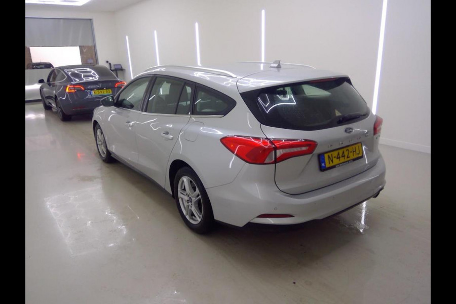 Ford FOCUS Wagon 1.0 EcoBoost Hybrid Trend Edition Business TREKHAAK