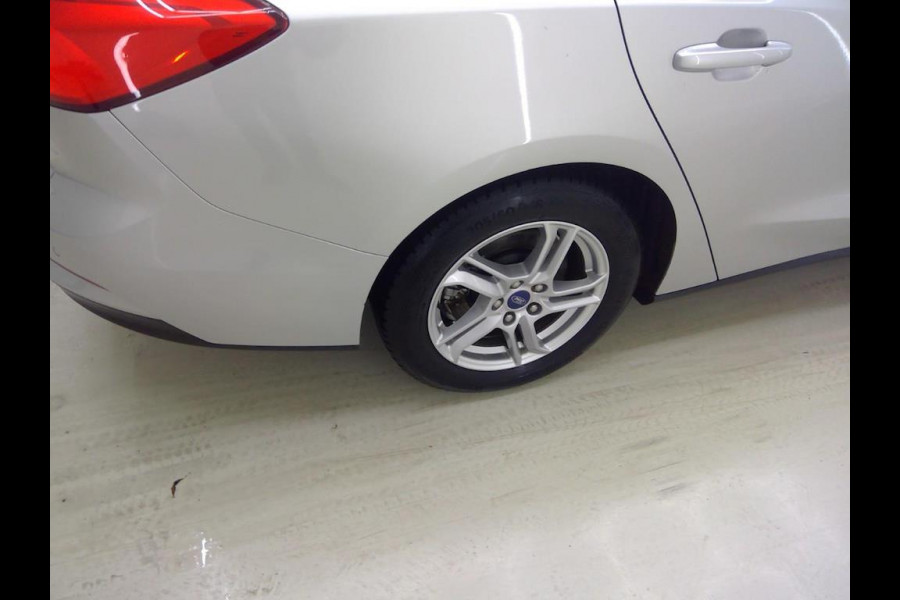 Ford FOCUS Wagon 1.0 EcoBoost Hybrid Trend Edition Business TREKHAAK