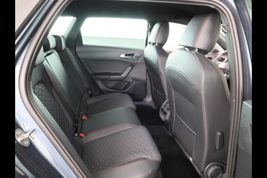 Seat Leon Sportstourer FR Business PHEV 1.5 TSI 204 pk 6 versn. DSG |  Safe & Driving Pack |  Trekhaak zwenkbaar (elektronische ontgrendeling)