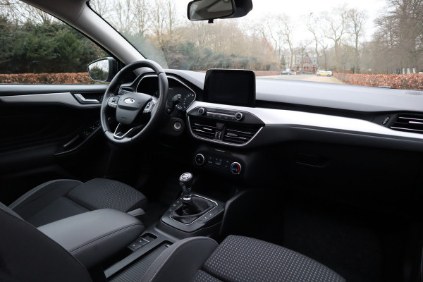 Ford FOCUS Wagon 1.0 EcoBoost Edition Business | Panoramadak | Camera | Carplay |
