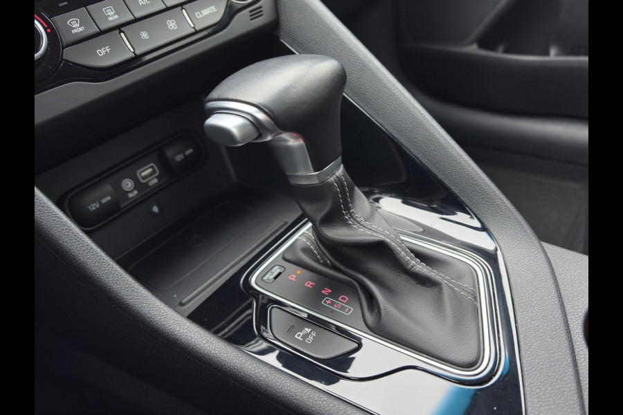 Kia Niro 1.6 GDi Hybrid ExecutiveLine Automaat | Stoelverwarming & Koeling | Navi | Cruise | Camera | Elektrische Stoelen | Trekhaak | Sensoren |