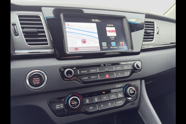 Kia Niro 1.6 GDi Hybrid ExecutiveLine Automaat | Stoelverwarming & Koeling | Navi | Cruise | Camera | Elektrische Stoelen | Trekhaak | Sensoren |