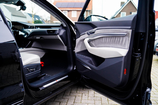 Audi e-tron Sportback 55 quattro S edition 95 kWh | Headup | Stoelverkoeling | 360/3D Camera