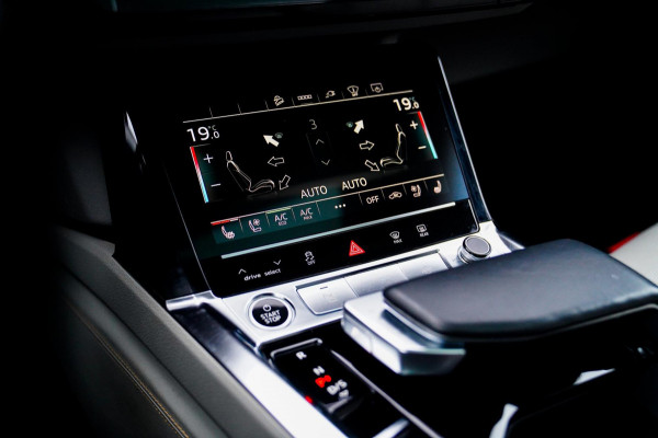 Audi e-tron Sportback 55 quattro S edition 95 kWh | Headup | Stoelverkoeling | 360/3D Camera