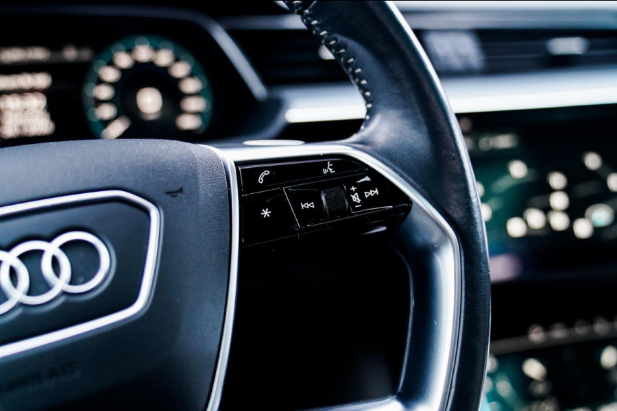 Audi e-tron Sportback 55 quattro S edition 95 kWh | Headup | Stoelverkoeling | 360/3D Camera