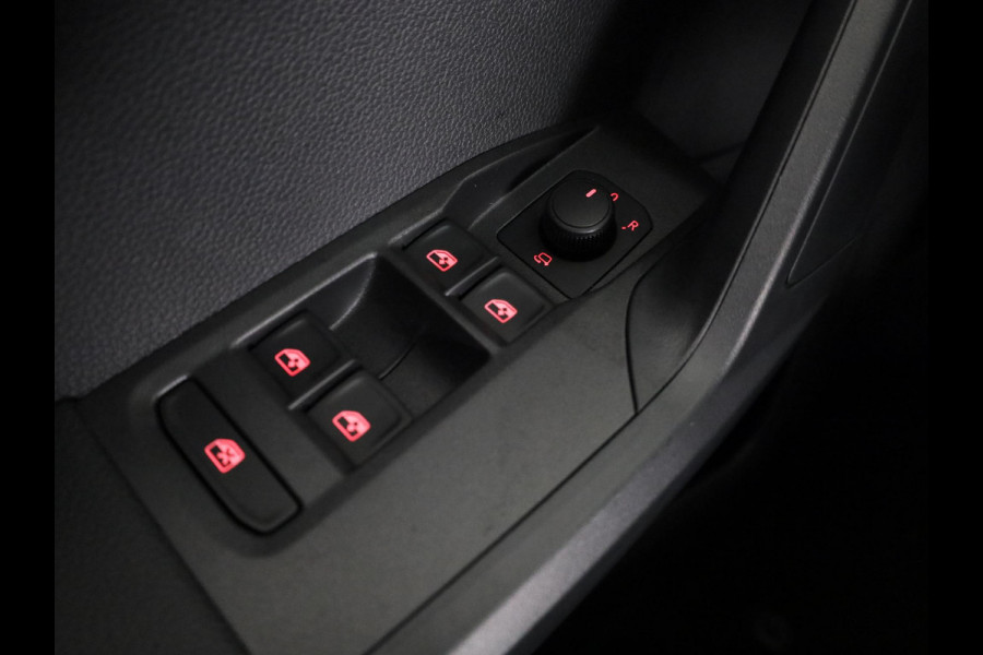 Seat Arona Style Business Intense 1.0 70 kW / 95 pk EcoTSI SU