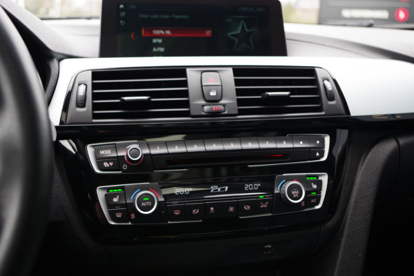 BMW 3 Serie Touring 318i Automaat M-Sport Edition, Panoramdak, LED, Sportstoelen, Leder