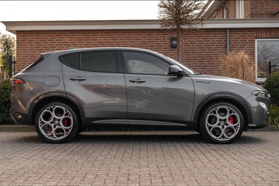 Alfa Romeo Tonale 1.5T Hybrid Edizione Speciale 131 PK Aut. Keyless Matrix LED Camera Sfeerverl. 20''