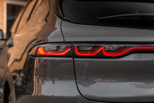 Alfa Romeo Tonale 1.5T Hybrid Edizione Speciale 131 PK Aut. Keyless Matrix LED Camera Sfeerverl. 20''