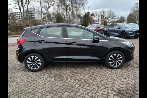 Ford Fiesta 1.0 EcoBoost Hybrid Titanium 125pk | Cruise Control | Parkeersensoren achter | Apple Carplay/Android auto | Navigatie | Climate control