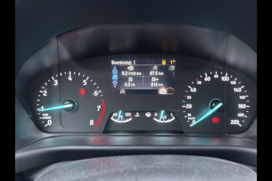 Ford Fiesta 1.0 EcoBoost Hybrid Titanium 125pk | Cruise Control | Parkeersensoren achter | Apple Carplay/Android auto | Navigatie | Climate control