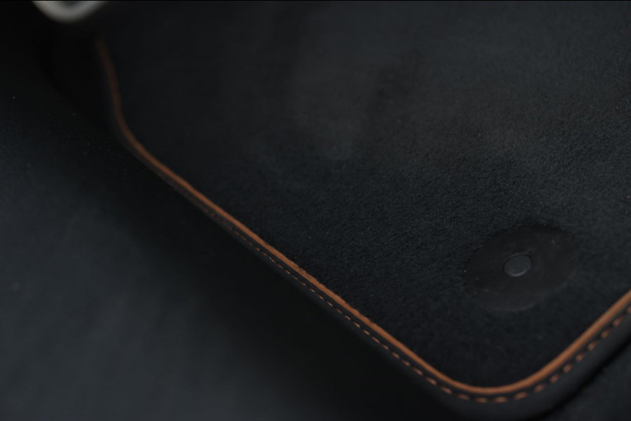 Audi RS6 TFSI Quattro *Keramisch*Carbon*Pano*Indiviual kleur*B&O*