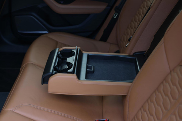 Audi RS6 TFSI Quattro *Keramisch*Carbon*Pano*Indiviual kleur*B&O*