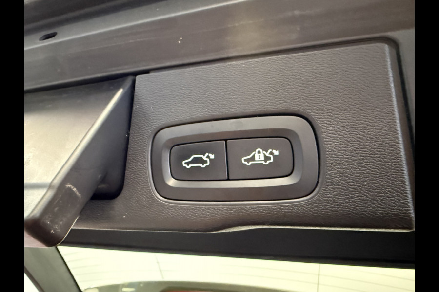 Volvo XC60 2.0 Recharge T6 AWD Business Pro ACC ECC 18''